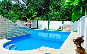 Hotel Oro Blanco